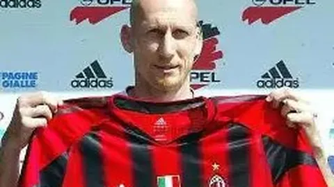 SKT官方宣布S10新阵容：金晶洙教练及Roach等五位新成员加盟