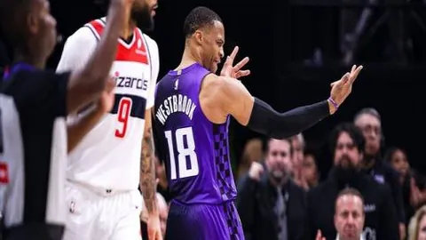 哈尔滨冰球馆：“心脏地带”揭秘：尖端科技之魅力探幽